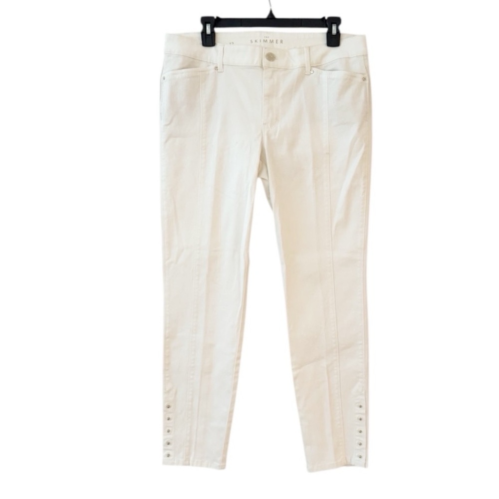 White House Black Market The Skimmer Ankle Pants in Ecru Size 12